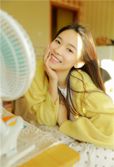 美女打扑克直播在线版