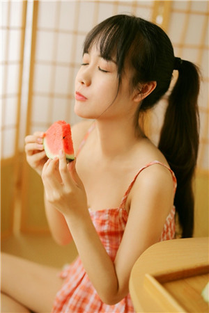 草莓榴莲丝瓜绿巨人视频ios版