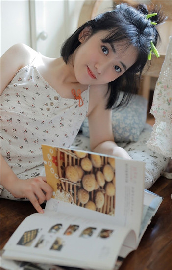 丝瓜秋葵草莓绿巨人大全官方正版