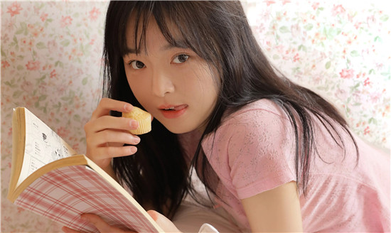 囯产精品久久久久久久久蜜桃免费观看版