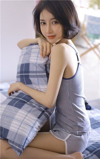 草莓丝瓜秋葵向日葵18岁在线观看版