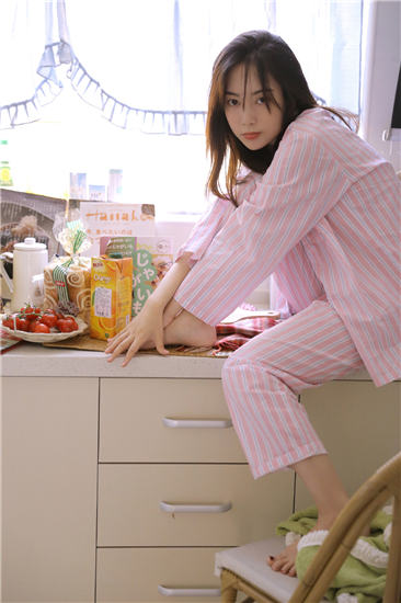 向日葵草莓榴莲丝瓜官方正版