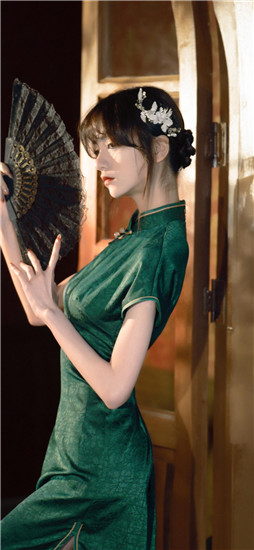 榴莲葫芦娃草莓绿巨人官方正版